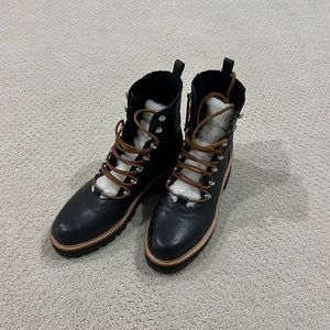 Women’s size 8 Marc Fisher LTD boot